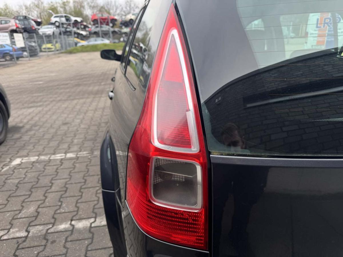 Renault Megane 2 original R&uuml;cklicht R&uuml;ckleuchte Schlussleuchte links Kombi Facelift Bj.2006